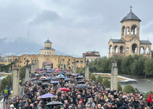 Метро и автобусы в Тбилиси будут работать до 2 часов ночи до 22 марта